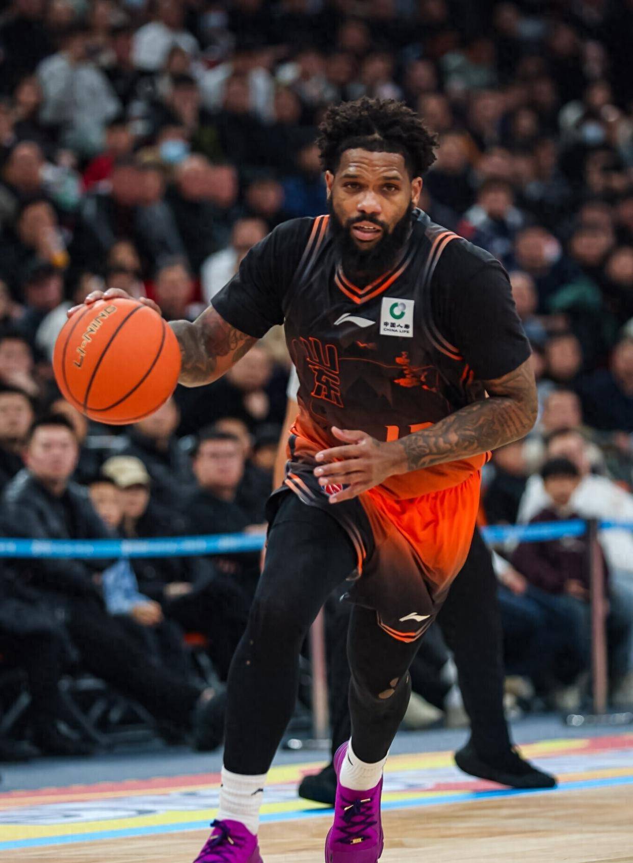 体育视频直播-山东男篮冲刺阶段单刀错失Rookie连续二十场比赛得分超过逆转，转会期莱比锡备战NBA常规赛瞬间刷屏的简单介绍